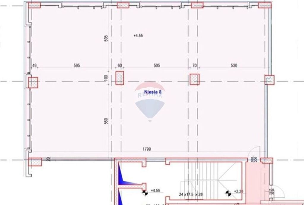 Zyrë - Për Qira - Square 21, Tiranë