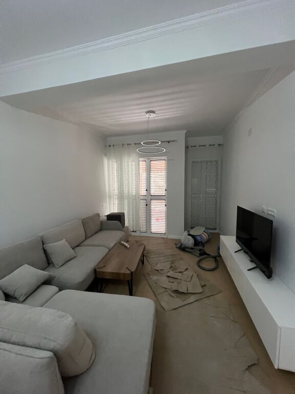 2+1 for rent on Peti Street