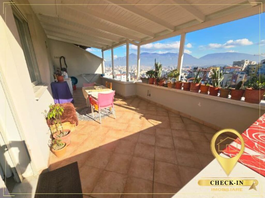 Shitet super apartament 2+1 me 2 veranda tek Kodra e Diellit