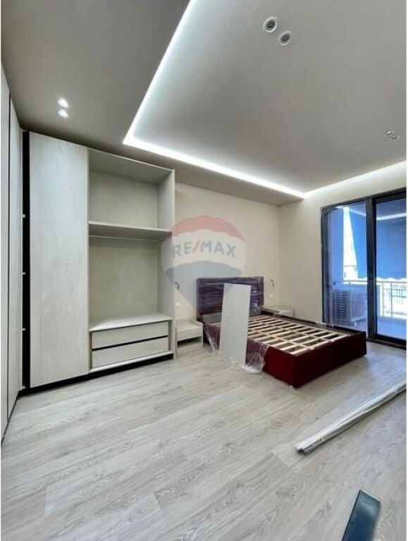 APARTAMENT 2+1 ME QIRA TE KOMPLEKSI DELIJORGJI