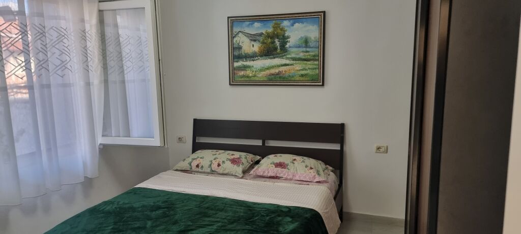 EKSKLUZIVE- Vilë 2-Katëshe për Shitje në Yrshek! 290,000 € Sip. Totale  374m2