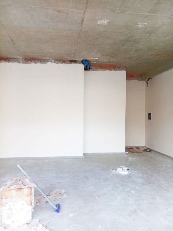 Locale commerciale in affitto, 59 m² 590 € a Paskuqan