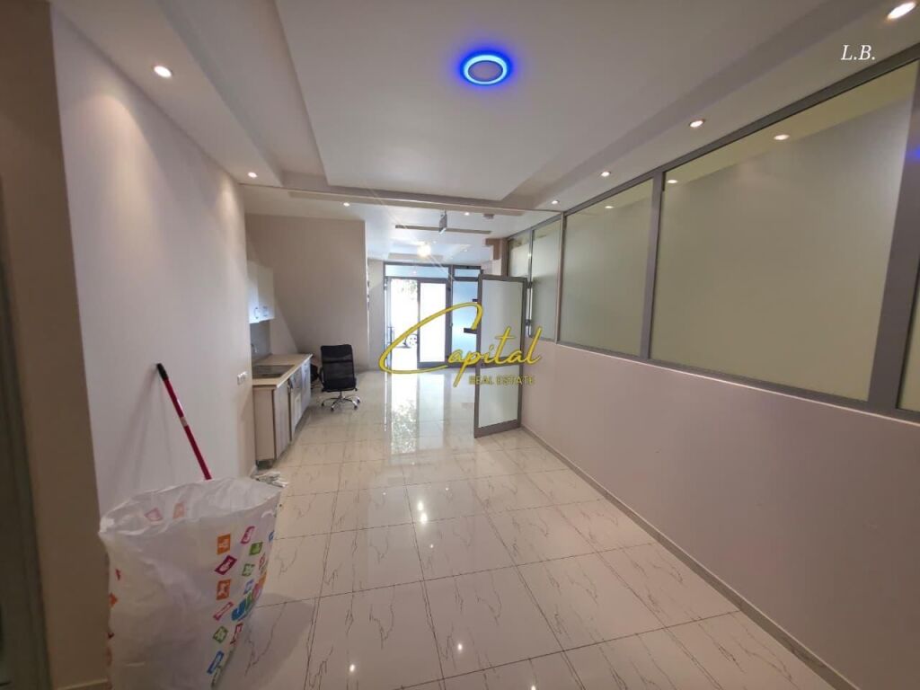 ZYRE ME QIRA 80 M2 RRUGA E DIBRES 1.200 EURO