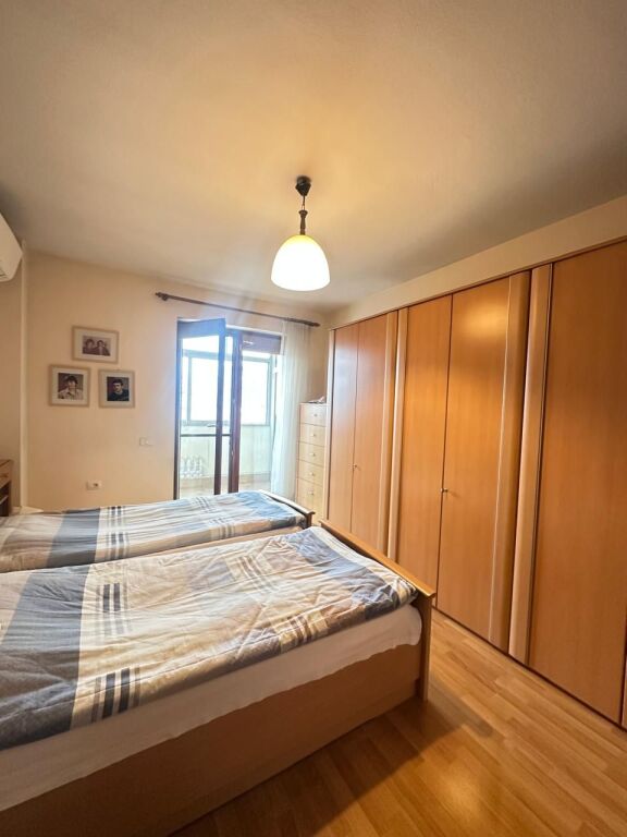 Qera 2+1 ,Bulevardi Zogu i Pare