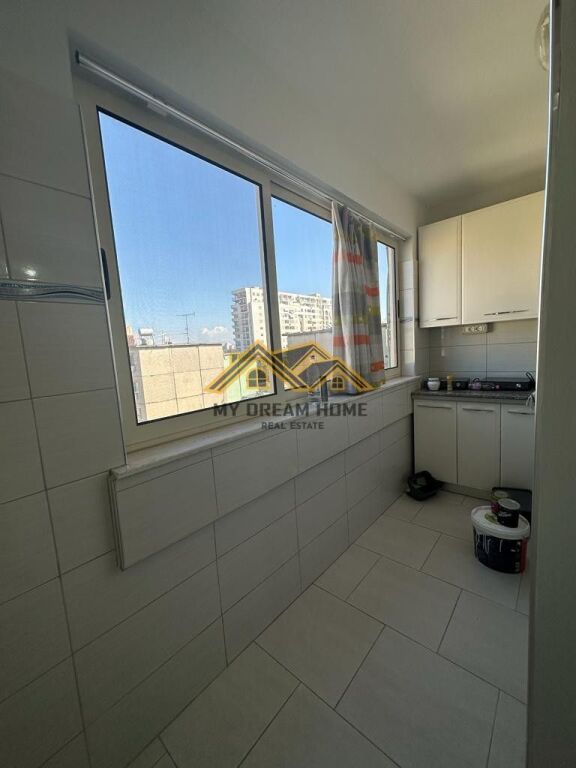 JEPET APARTAMENT1+1 ME QIRA PRAN SHKOLLA QEMAL MICI, DURRES!
