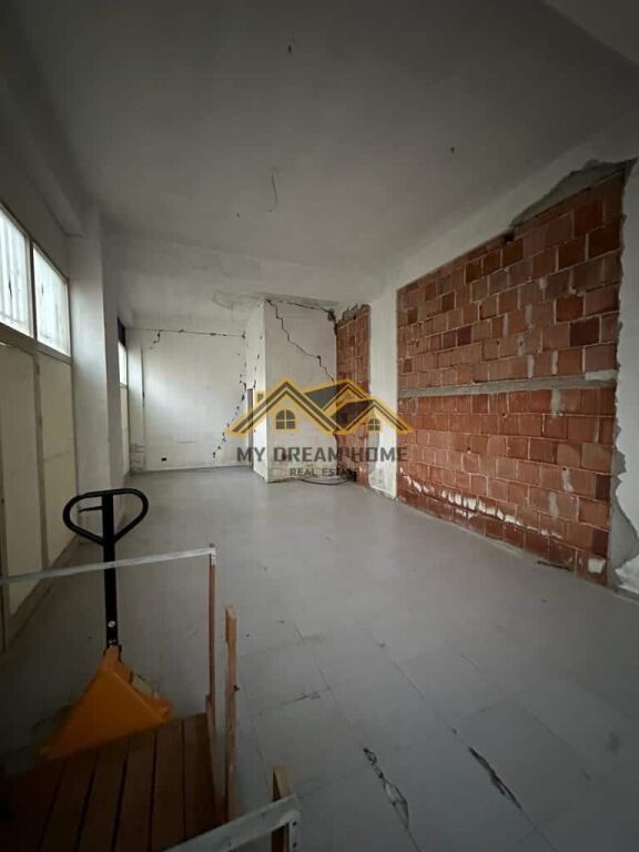 BUSINESS PREMISES FOR SALE IN THE AREA OF THE FORMER URT!