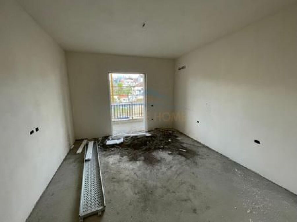 Shitet,Apartament 2+1+2, Paskuqan, Tirane. Empire66636