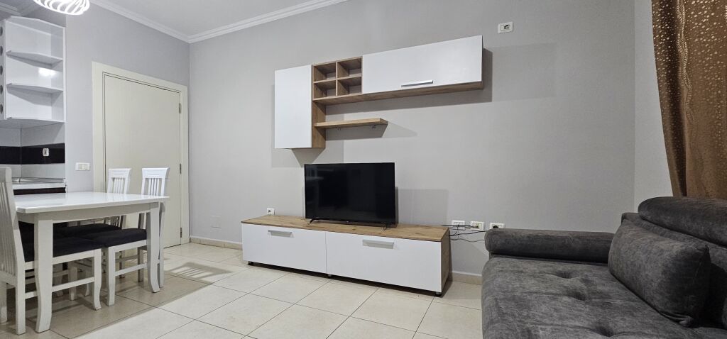 Apartament 1+1 per qira ne Astir !