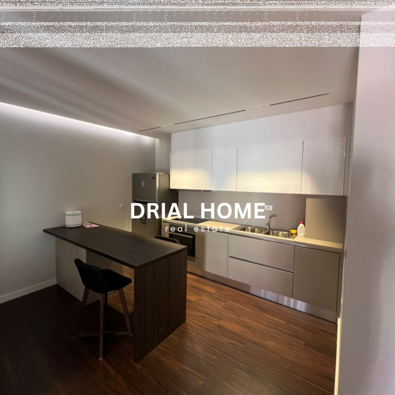 Garsoniere me qera + post parkimi