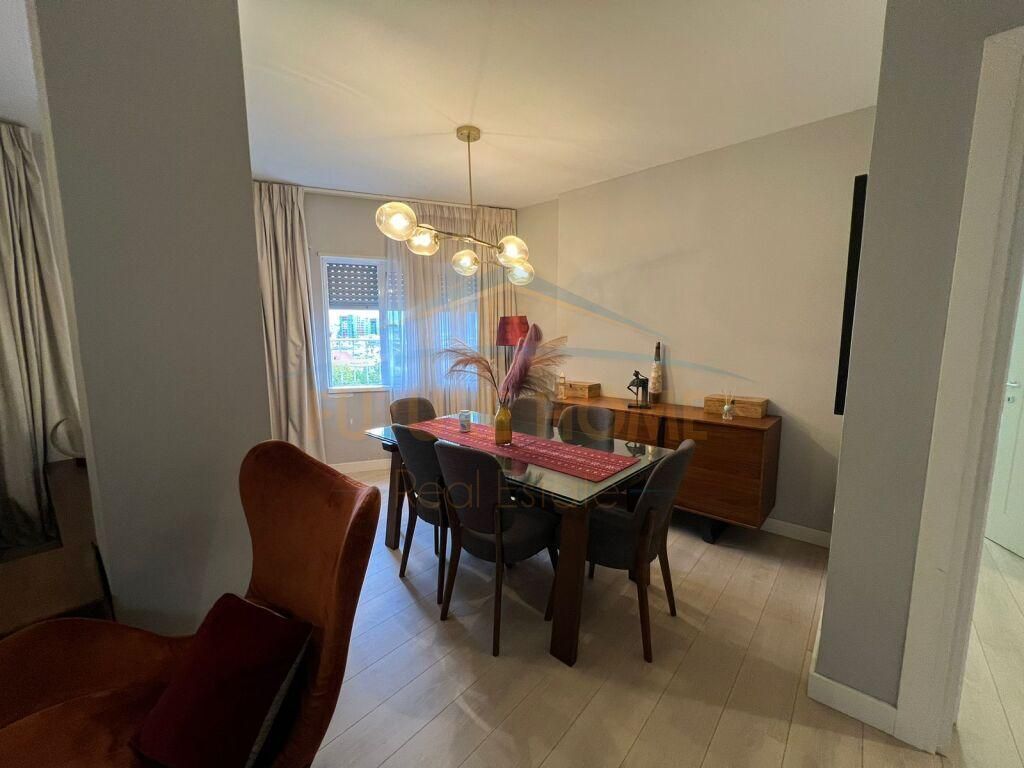 Shite apartament 2+1+2 te ish-parku