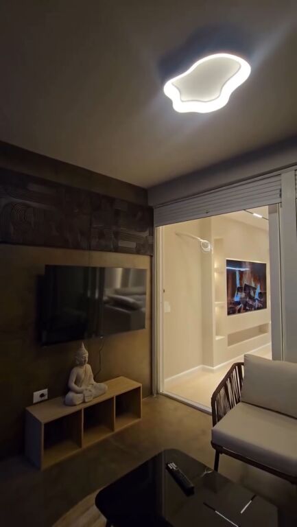 🏡 2+1 Apartment with Veranda for Sale – Former Exhibition