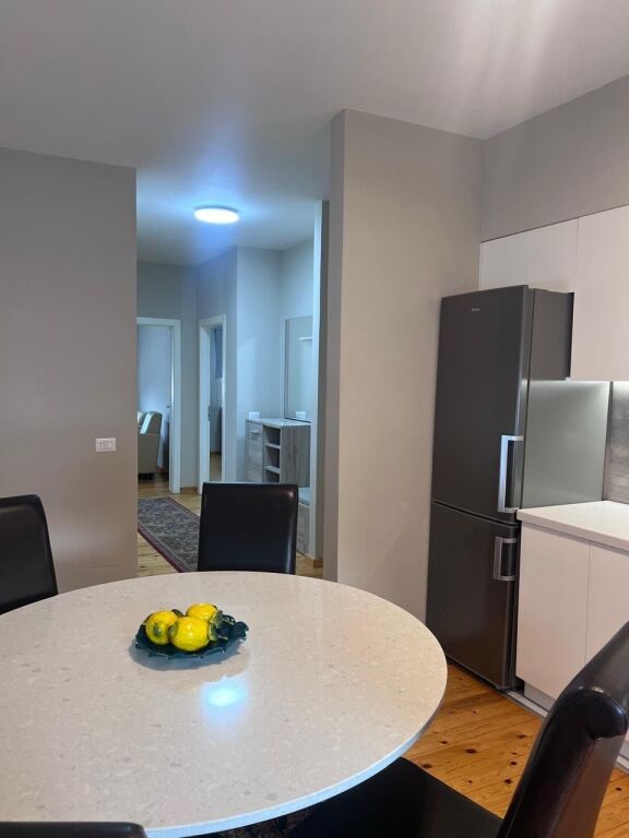 Penthouse per qera te Kopshti Zologjik