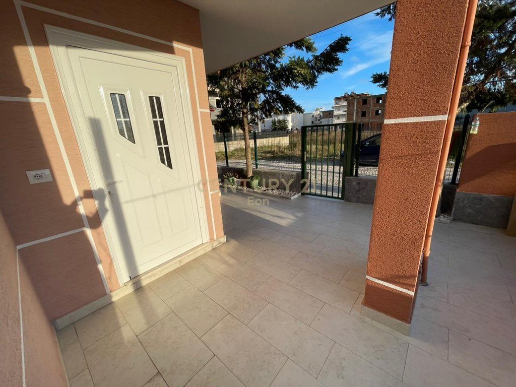 Apartament 2+1 Me Qira në Ish këneta, Durrës !!