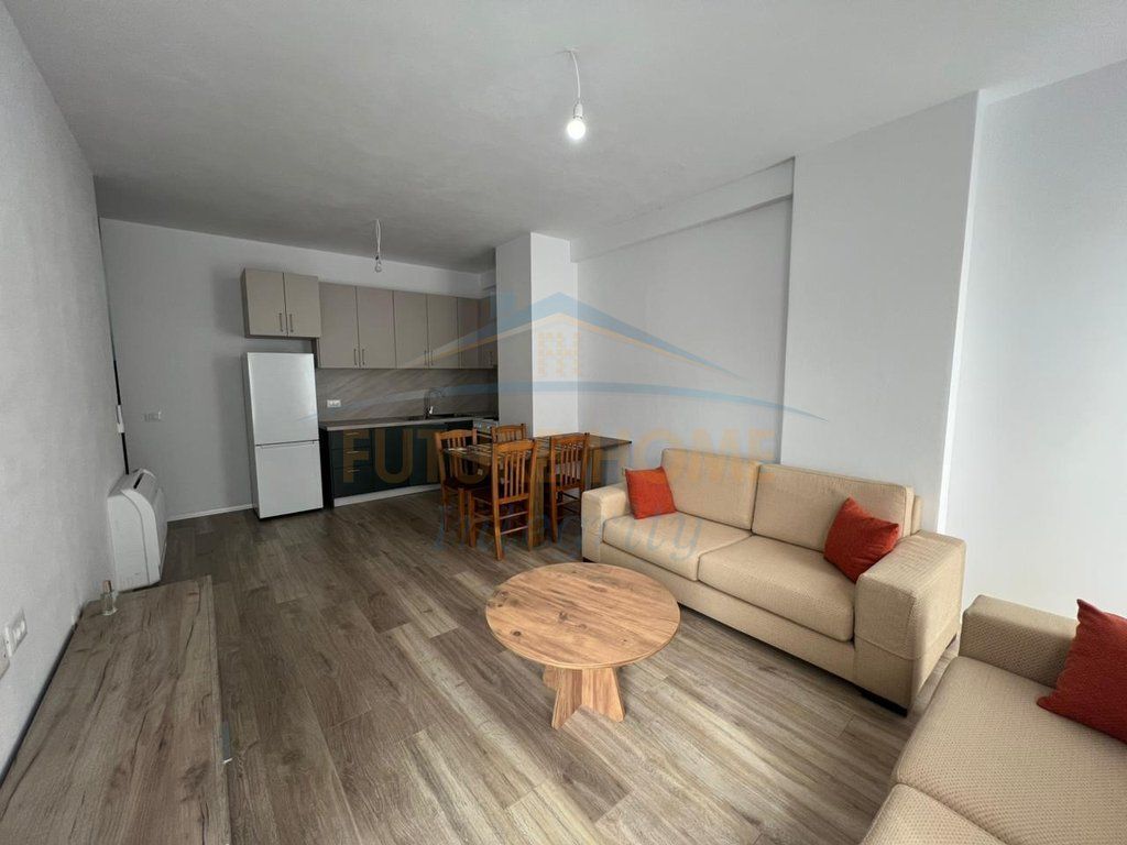 Rent, Apartment 2+1+2, Univers City Complex, Tirana.