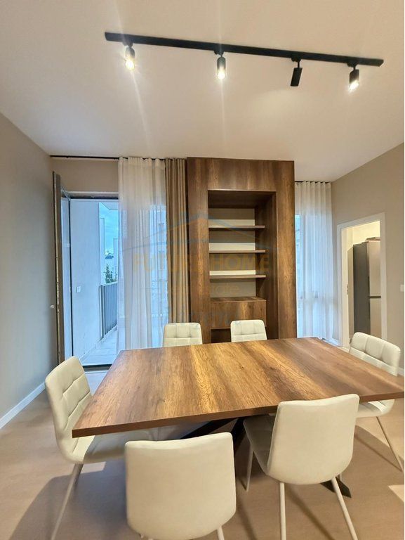 Qera, Apartament 2+1+ Post Parkimi, Green Valley, Tiranë.