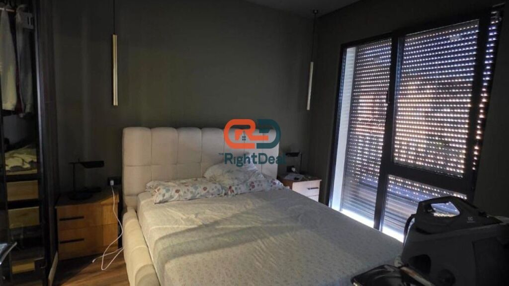 Shitet Penthouse Tek Tregu Elektrik 2+1 Me Pamje Spektakolare!