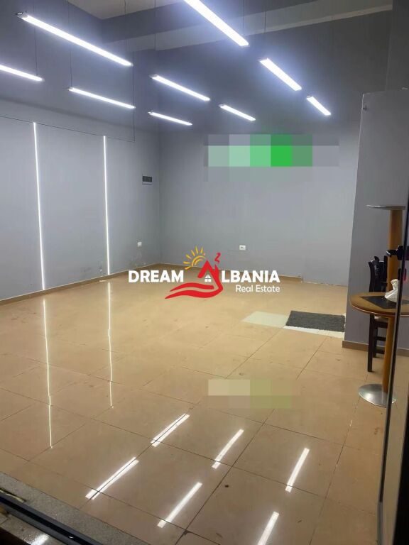 Ambient me qera ne rrugen e Dibres, tek Kompleksi Halili (ID 42611416)
