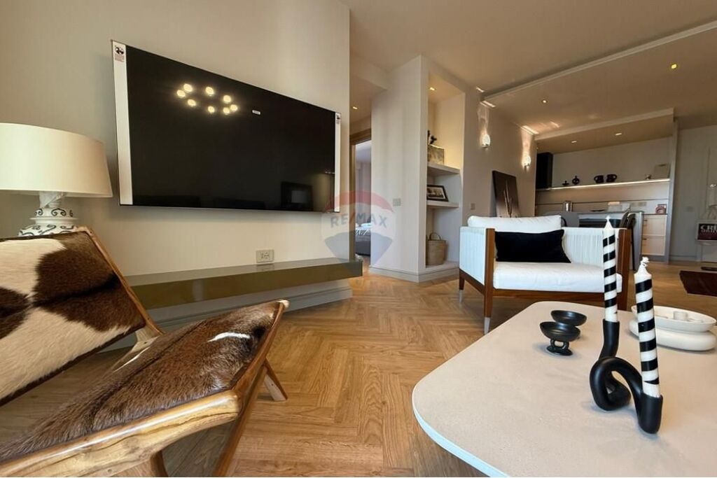 🏡 Apartament Luksoz 2+1 për Shitje – Rr. e Elbasanit (pranë Ambasadës Amerikane)