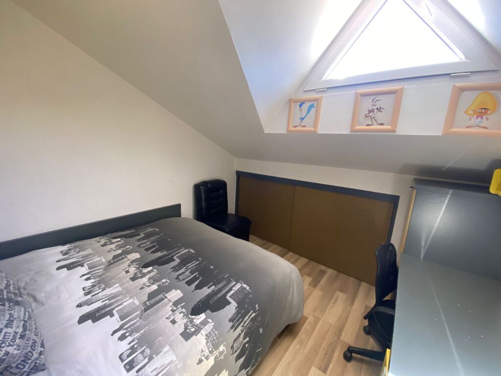 PRIVATE VILLA FOR SALE 4 FLOORS, SEFER EFENDIU NEIGHBORHOOD, DURRES. District Court of Durrës Judicial District, Durrës, Albania