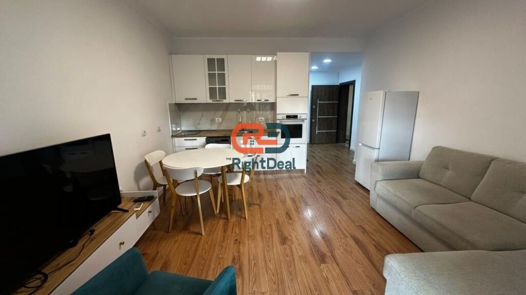 For Rent Apartment 1+1 Near "Siri Kodra" Street Inside the Ring Road!!!