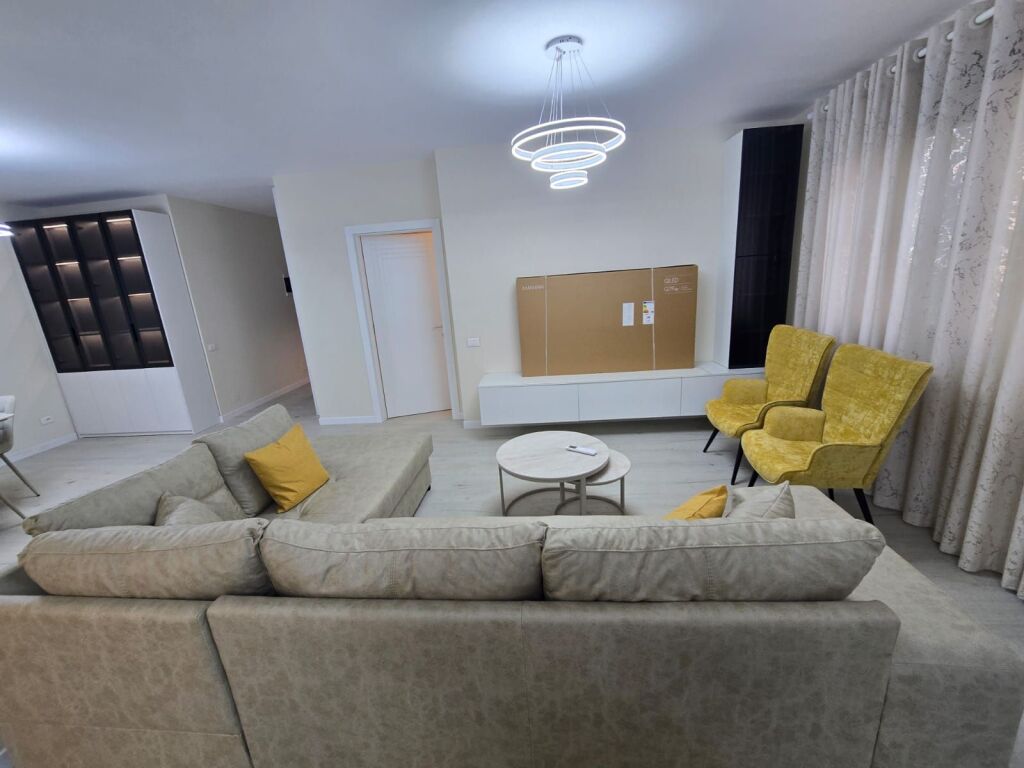 APARTAMENT 3+1+2 ME QIRA KOMUNA E PARISIT