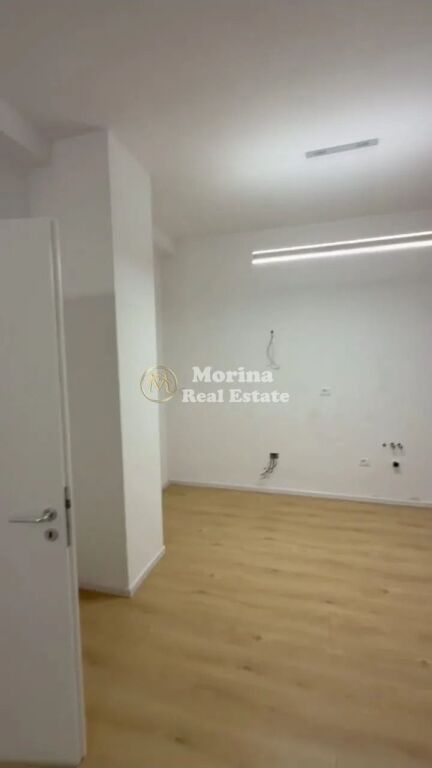 Affitto | Villa 3 + 1 Residenza ABA 1300 €/mese