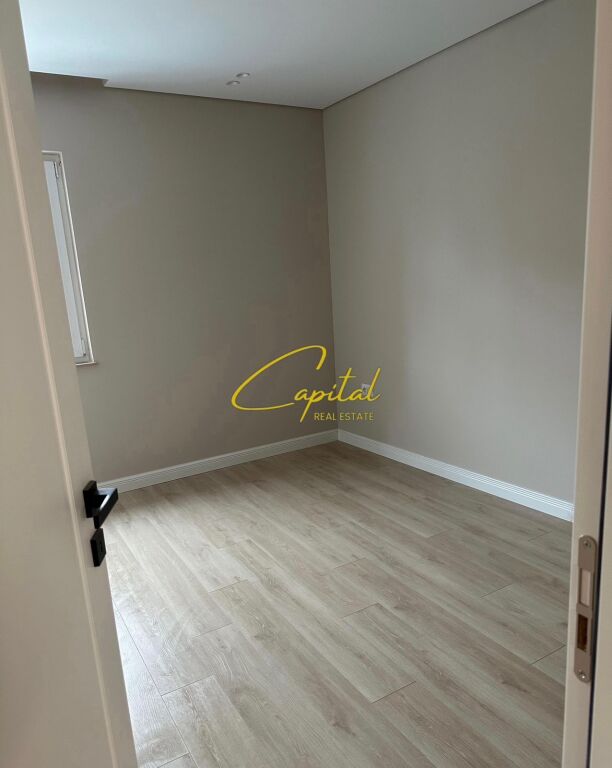 ZYRE ME QIRA 105 M2 DON BOSKO 850 EURO