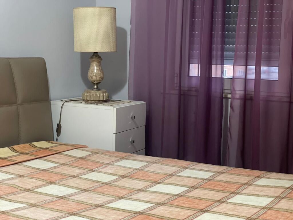 APARTAMENT ME QERA - RRUGA E KOSOVAREVE