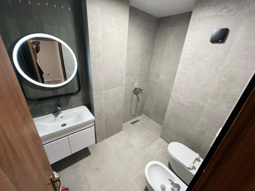 QIRA , ZYRE 100m2 , KOMUNA E PARISIT‼️