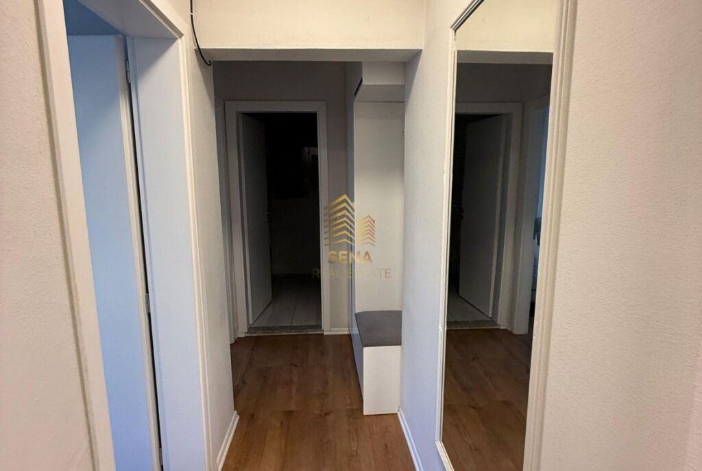 Qira, Apartament 1+1, Medreseja – Tregu 5 Maji, 43,000 Lek