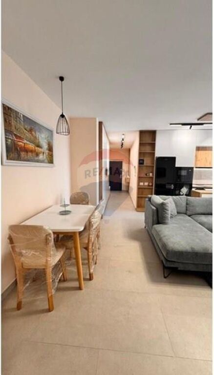 APARTAMENT 1+1 PER QERA NE MYSLYM SHYR