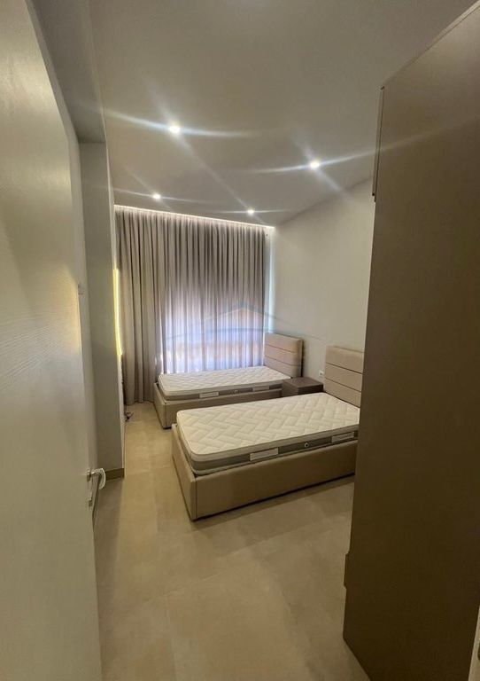 Affitto, Appartamento 2+1+2+Posto Auto, Ex Dogana, Tirana.