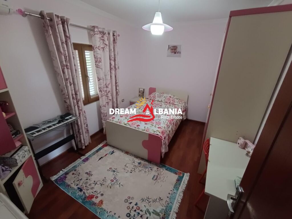 Vilë për shitje në Shkozë, Tiranë (ID 4151217)