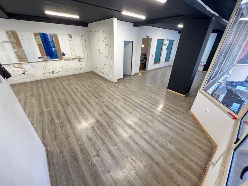 AFFITTO, UFFICIO MODERNO, 120m2, BLLOKU