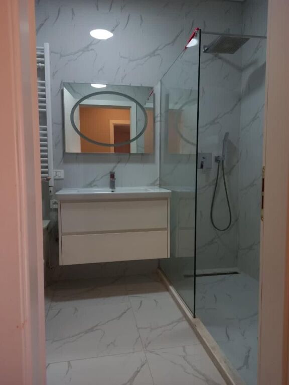 Super ap 2+1 a 21-dhjetori ( complesso contatto )