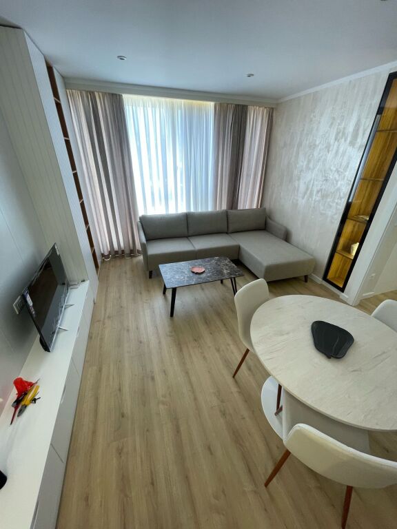 APARTAMENT ME QIRA 1+1 TE BULEVARDI RI