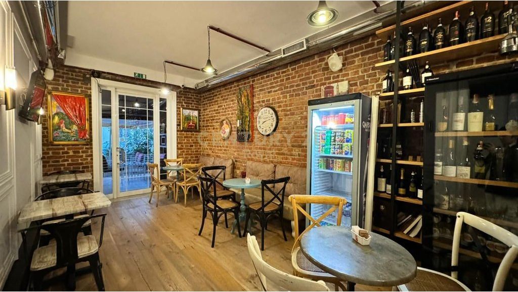 Lokal me qera ne Myslym Shyri 1300€