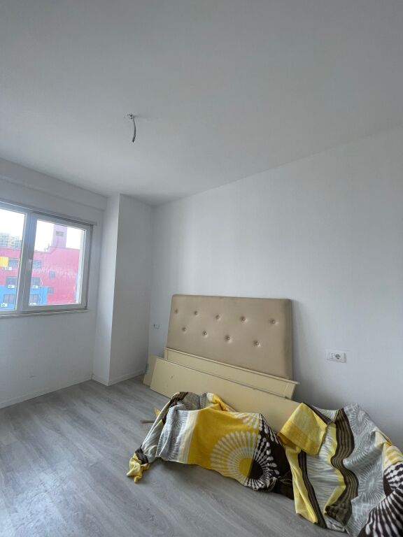 🏠JEPET ME QIRA | Apartament 1+1 + Post Parkimi – E-88, Rruga Dritan Hoxha