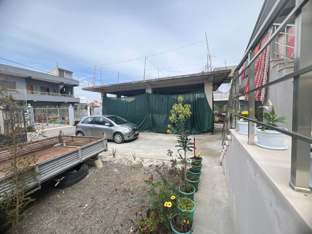 SHITET VILE DY KATSHE NISHTULLA DURRES 437M2 TRUALL+370M2 ND
