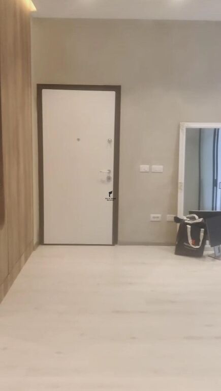 ZYRE ME QERA 110 M2 BLLOK 260.000 LEKE FH-66665