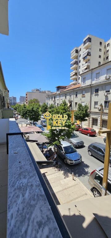 🏢 JEPET ZYRË ME QIRA SIPER ZYRES GOLD KEY QENDER DURRES