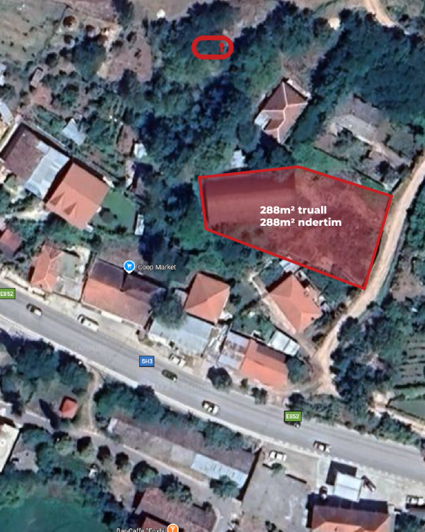 Magazzino in vendita a Qukës