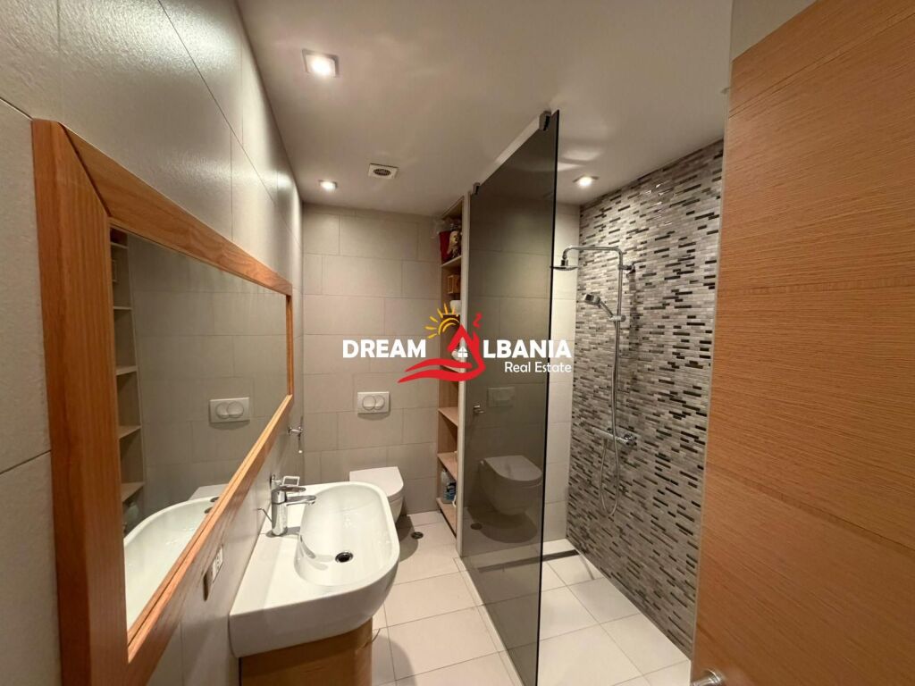 Jepet me qera ambient biznesi tek Ish Restorant Durresi (ID 42611417)f