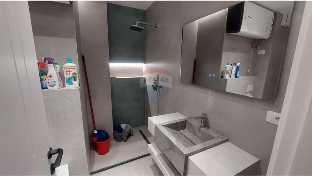 APARTAMENT I INVESTUAR1+1 PER QIRA-KOMUNA PARISIT