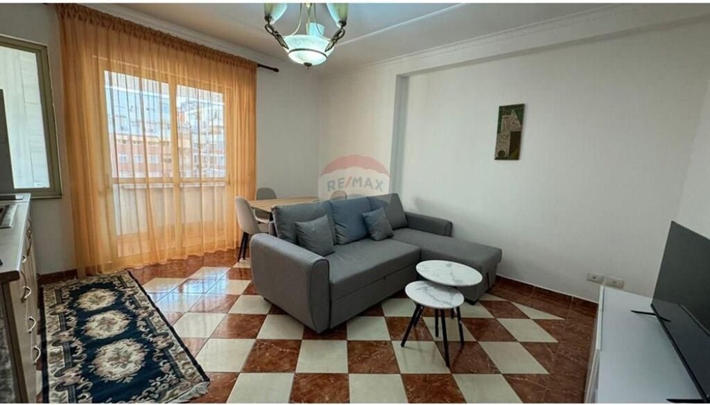 Apartment 2+1 for rent near Kristal Center!