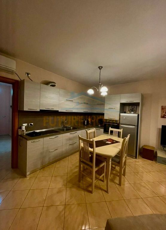 Qera, Apartament 2+1+2, Zogu i Zi, Tiranë