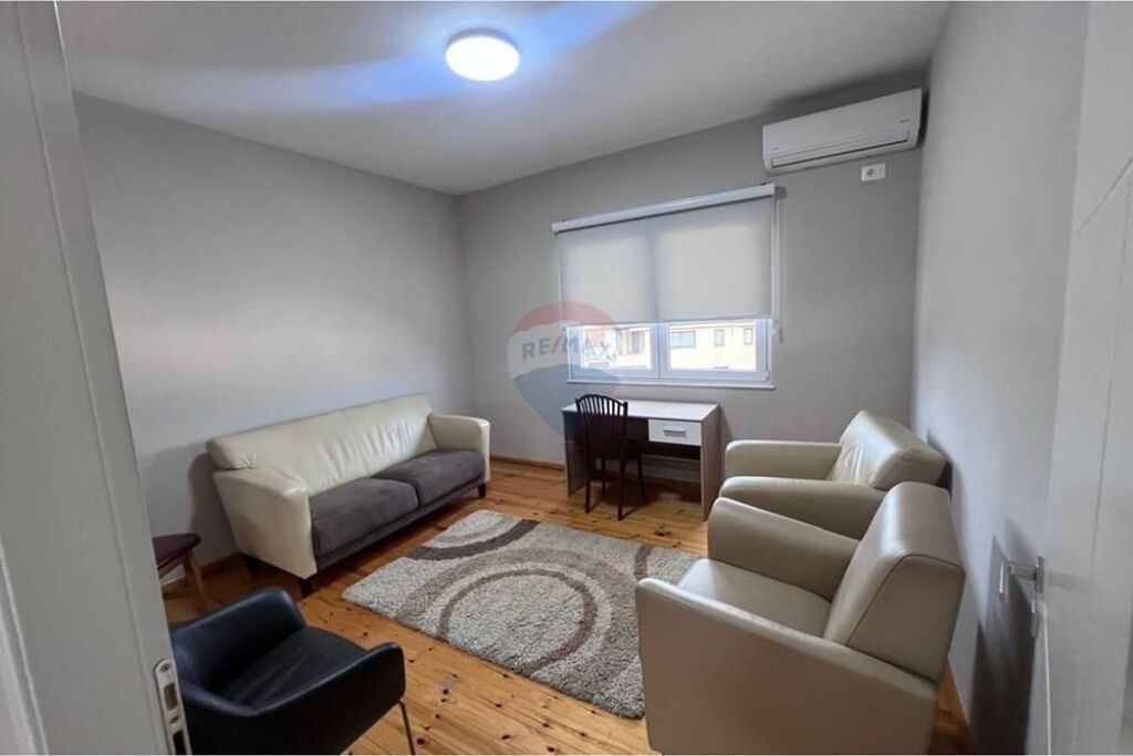 Penthouse me qira tek Kopshti Zoologjik