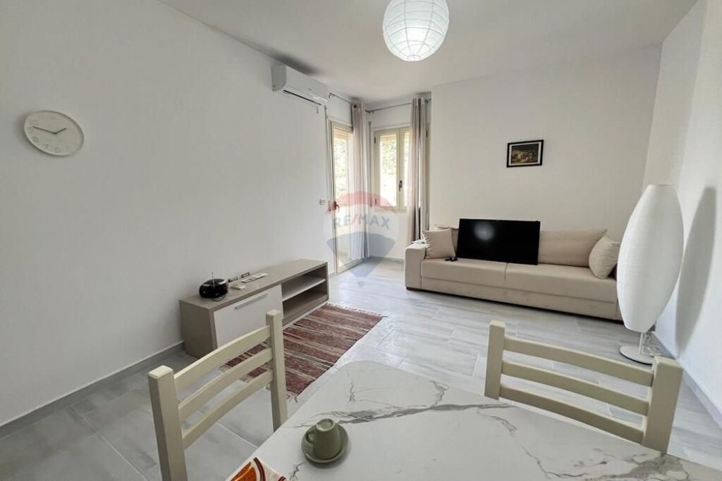 🏡 Garsoniere – Për Shitje | Lungomare, Vlorë