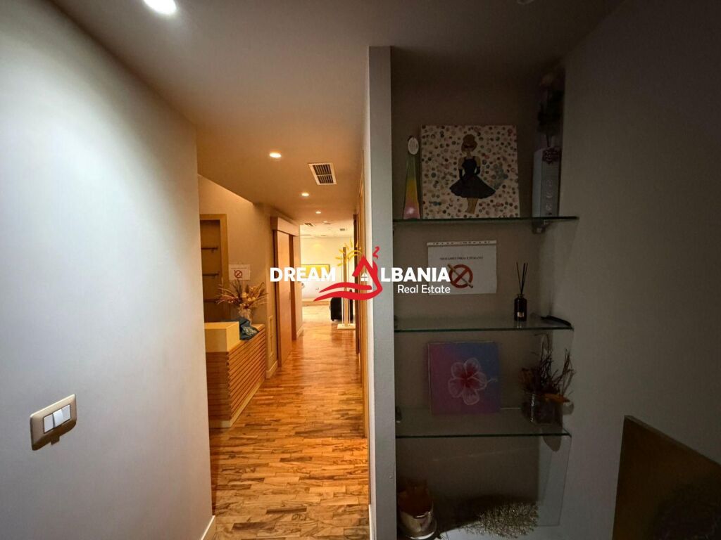 Jepet me qera ambient biznesi tek Ish Restorant Durresi (ID 42611417)f