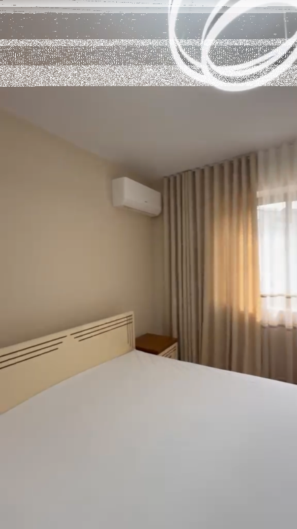 Apartament 1+1, Mine Peza!